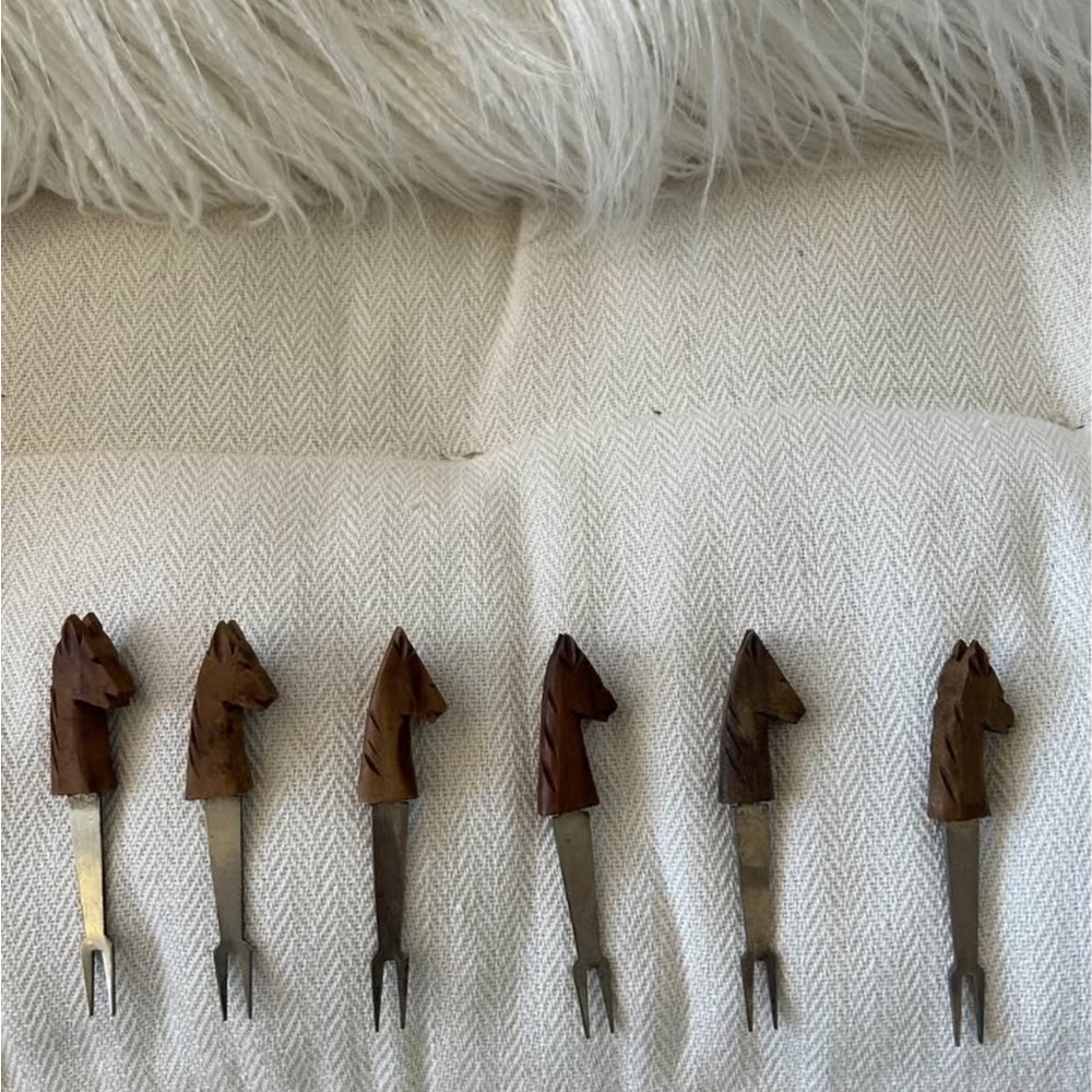 Vintage Handcrafted Wooden Horse Head Appetizer Forks - Brown